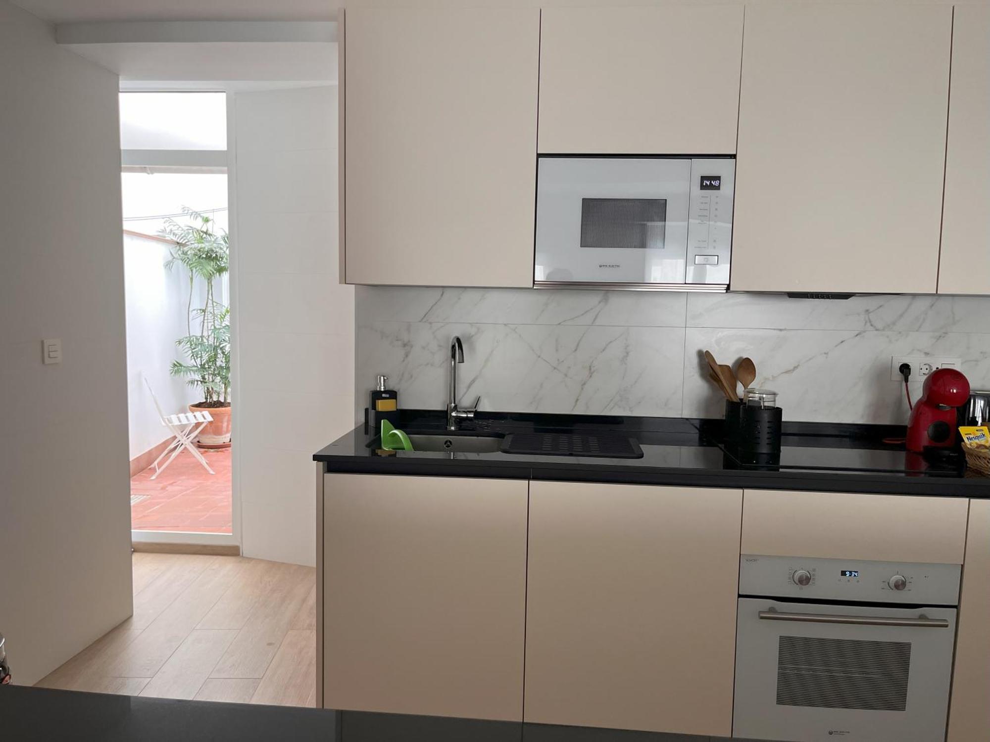 Precioso Apartamento Con Patio Granada Exteriör bild